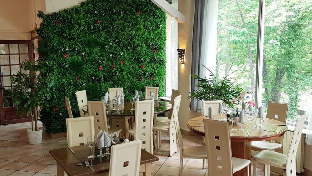 Le Comptoir Hotell Sainte-Croix-de-Verdon Exteriör bild