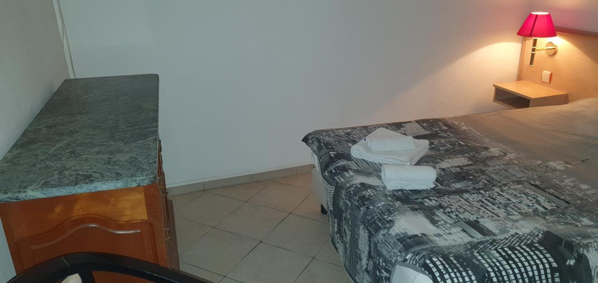 Le Comptoir Hotell Sainte-Croix-de-Verdon Exteriör bild